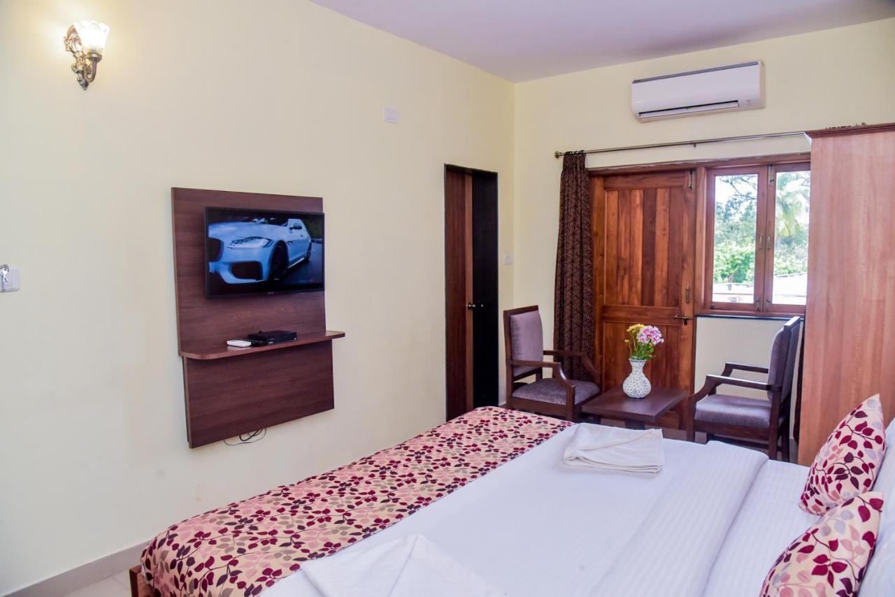 Candolim Grande Resort Exterior foto
